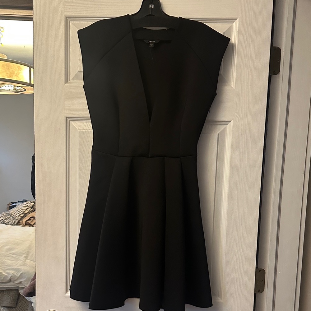 Guess Scuba knit style dress size L worn once
